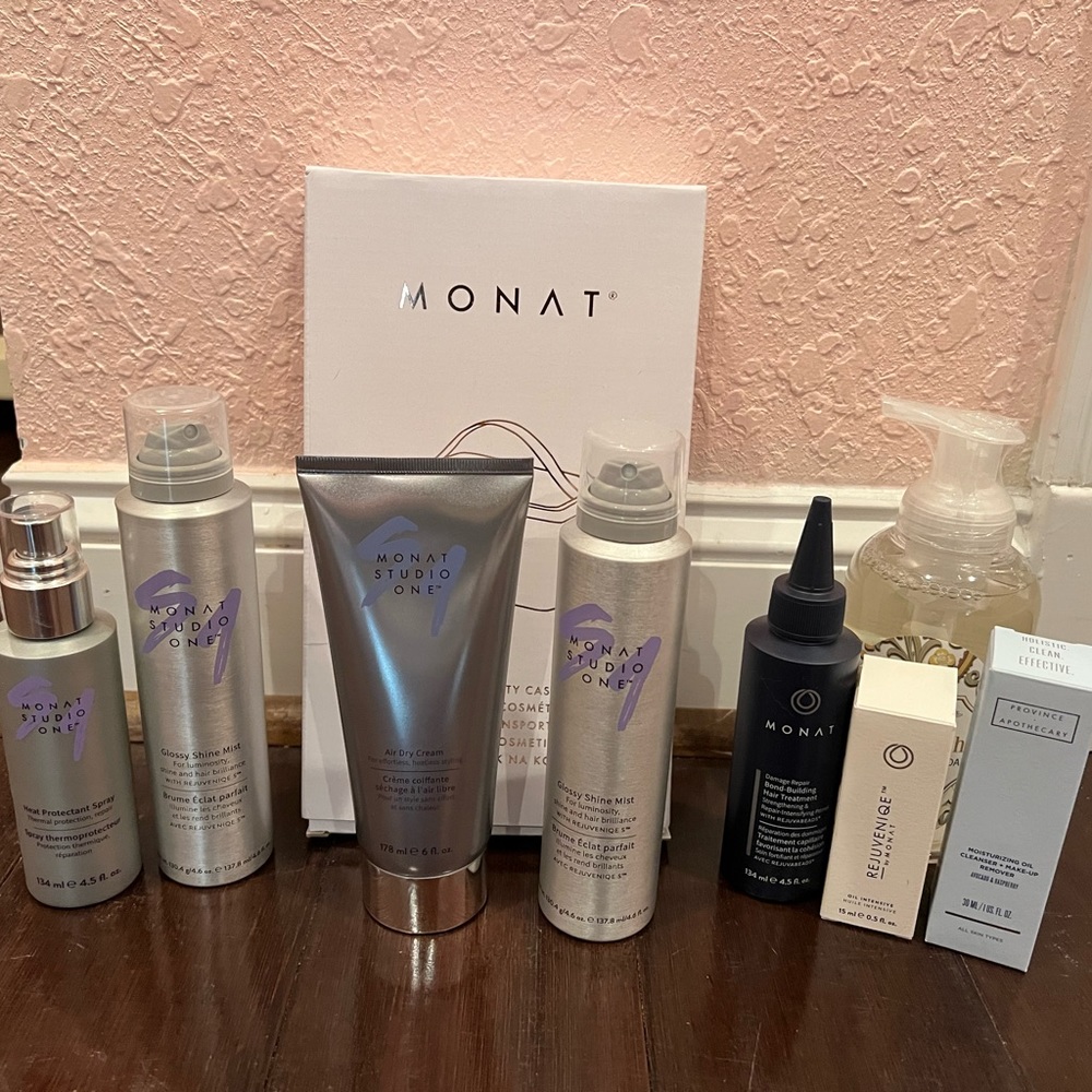 MONAT product lot